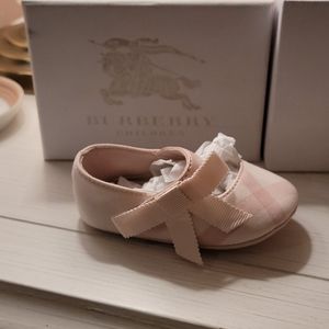 Burberry Ice Pink Baby Shoes US17